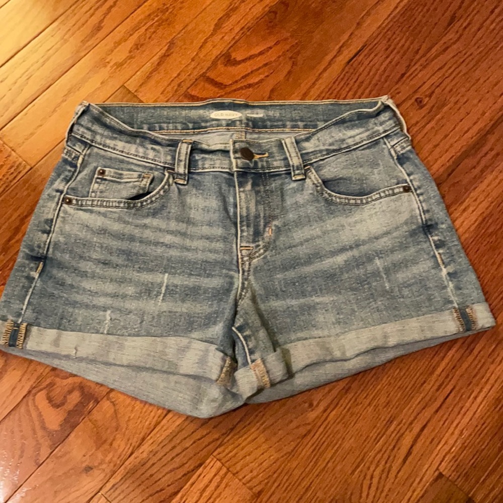 Old Navy denim shorts boyfriend style